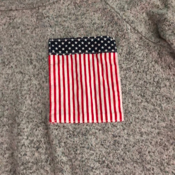 Gray Long Sleeve T - Picture 2 of 4